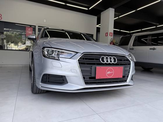 AUDI A3 1.4 TFSI SEDAN ATTRACTION 16V FLEX 4P TIPTRONIC AUDI A3 1.4 TFSI SEDAN ATTRACTION 16V FLEX 4P TIPTRONIC